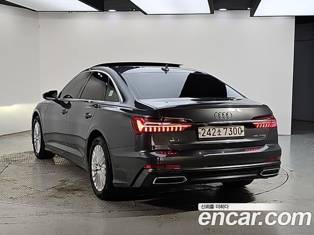 Audi A6 (C8) 45 TFSI Quattro Premium 2020 — фото 3