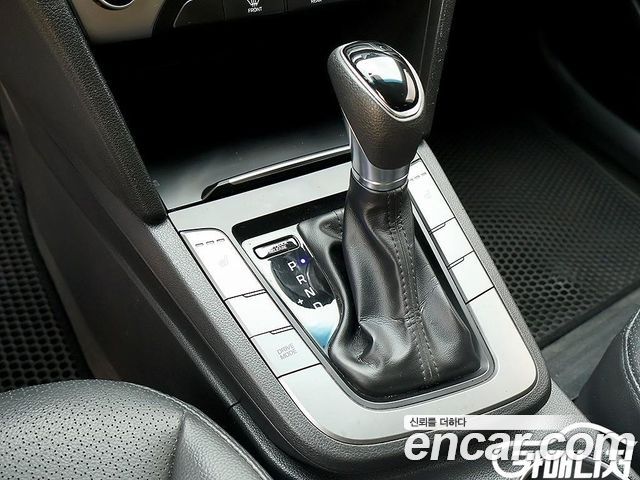 Hyundai Avante (AD) 1.6 GDI Value Plus 2017 — фото 9