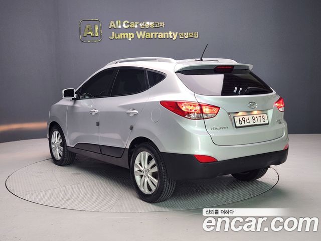 Hyundai Tucson ix Diesel 2WD LX20 Luxury 2013 — фото 2
