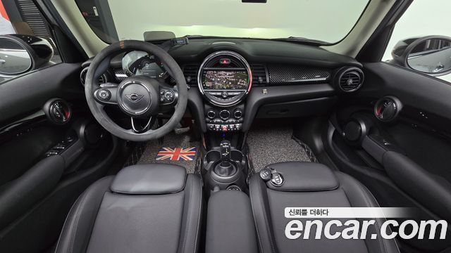 MINI Cooper S 5Door Standard 3rd 2021 — фото 7