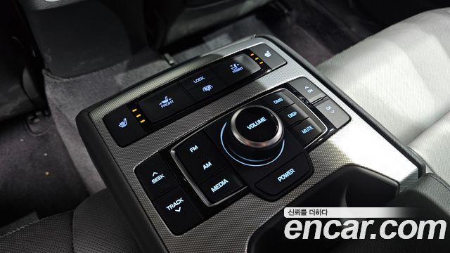 Genesis G80 3.3 GDI Premium Luxury 2019 — фото 17