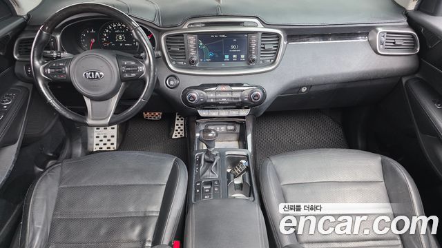 Kia Sorento Diesel 2.0 2WD Noblesse Special 2015 — фото 7