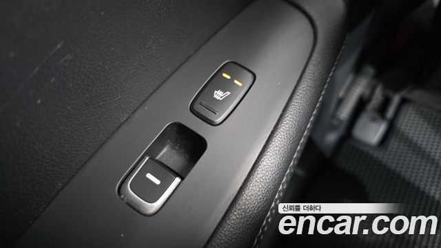 Kia Sorento Diesel 2.0 2WD Noblesse Special 2015 — фото 21
