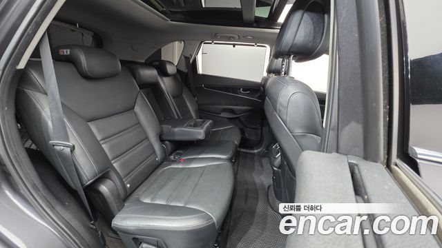 Kia Sorento Diesel 2.0 2WD Noblesse Special 2015 — фото 22