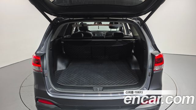 Kia Sorento Diesel 2.0 2WD Noblesse Special 2015 — фото 23