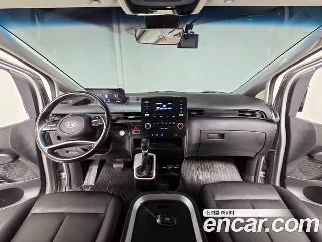 Hyundai Staria Cargo 5-Seater Modern 2023 — фото 7