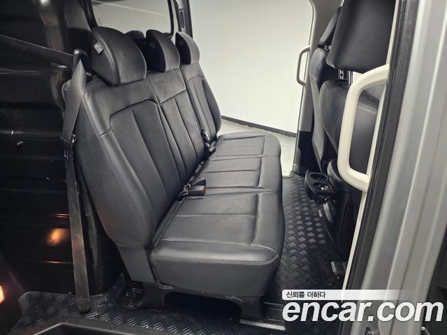 Hyundai Staria Cargo 5-Seater Modern 2023 — фото 10