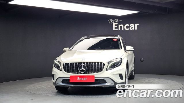 Mercedes-Benz GLA-Class (X156) GLA200 d 2017 — фото 3