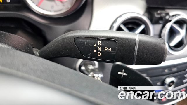 Mercedes-Benz GLA-Class (X156) GLA200 d 2017 — фото 9