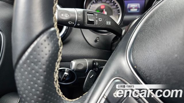 Mercedes-Benz GLA-Class (X156) GLA200 d 2017 — фото 19