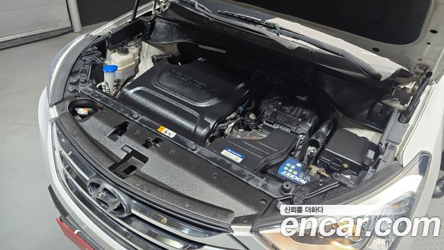 Hyundai Santa Fe (DM) Diesel(e-VGT) 2.0 2WD Premium 2015 — фото 6