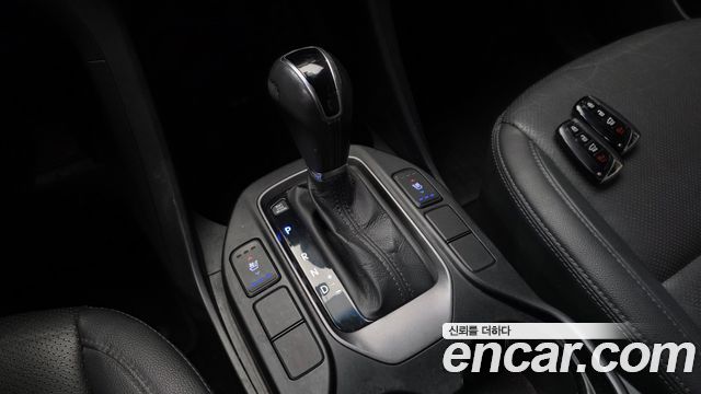 Hyundai Santa Fe (DM) Diesel(e-VGT) 2.0 2WD Premium 2015 — фото 9