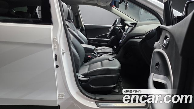Hyundai Santa Fe (DM) Diesel(e-VGT) 2.0 2WD Premium 2015 — фото 26