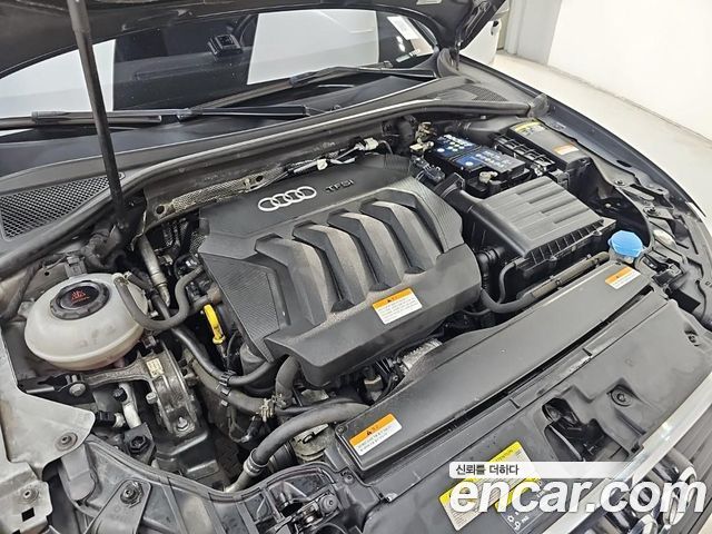 Audi A3 40 TFSI 8V 2018 — фото 6