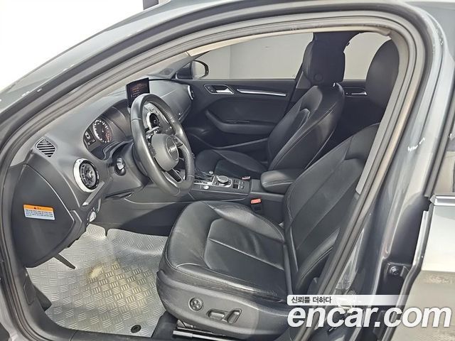 Audi A3 40 TFSI 8V 2018 — фото 15
