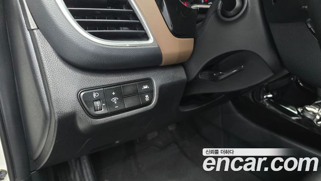 Kia Seltos Gasoline 1.6 Turbo 2WD Signature 2022 — фото 19