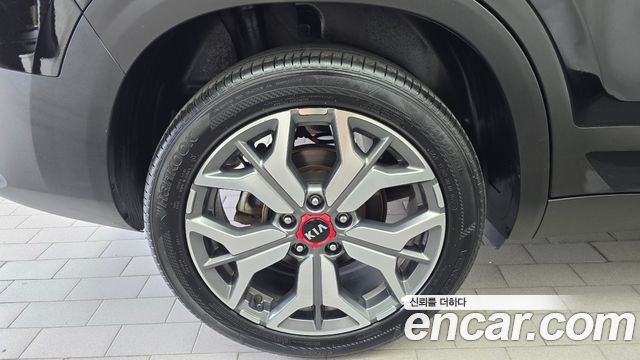 Kia Seltos Diesel 1.6 2WD Noblesse 2020 — фото 5