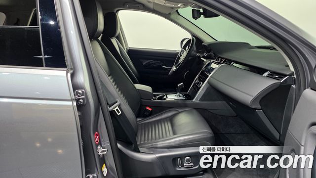 Land Rover Discovery Sport (II) P250 SE 2021 — фото 11