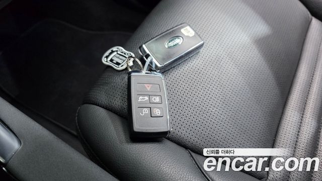 Land Rover Discovery Sport (II) P250 SE 2021 — фото 28
