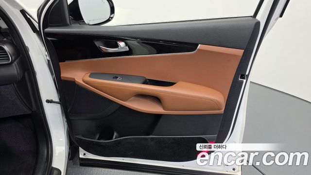 Kia Sorento Diesel 2.0 2WD Marster 2020 — фото 25