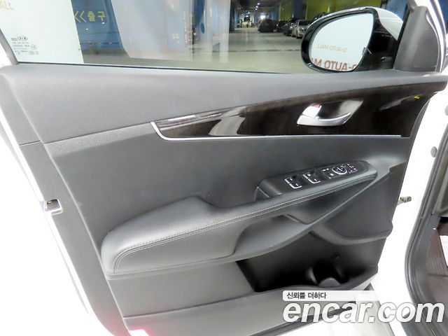 Kia Sorento Diesel 2.2 2WD Noblesse 2015 — фото 17