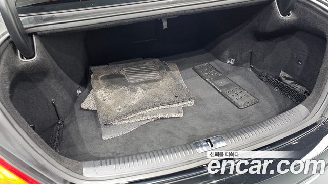 Genesis EQ900 3.8 GDI AWD Premium Luxury 2016 — фото 19
