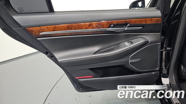 Genesis EQ900 3.8 GDI AWD Premium Luxury 2016 — фото 25