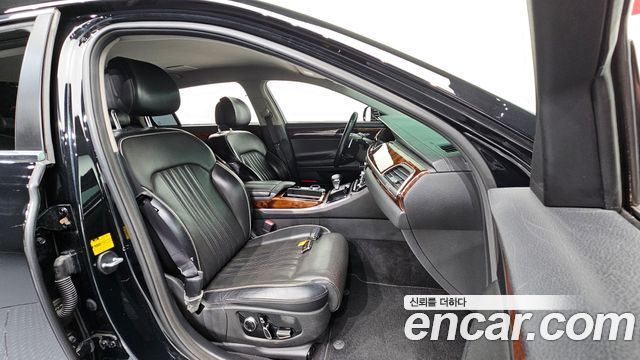 Genesis EQ900 3.8 GDI AWD Premium Luxury 2016 — фото 26