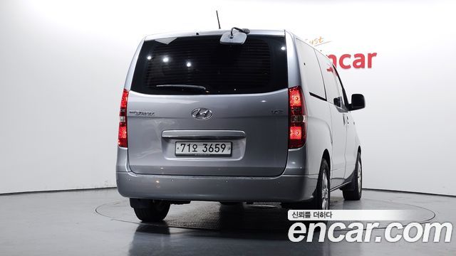 Hyundai Grand Starex Wagon 12-Seater Smart 2018 — фото 4
