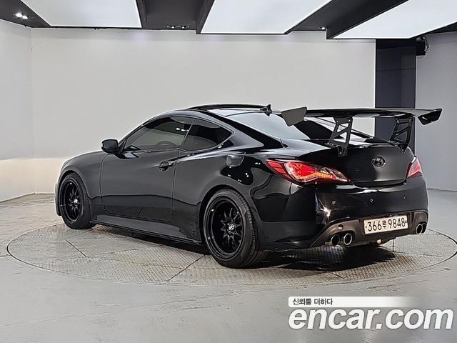 Hyundai Genesis Coupe 380 GT-R 2011 — фото 4