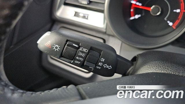 KG Mobility (SsangYong) Tivoli Armor Diesel VX 2WD 2018 — фото 28