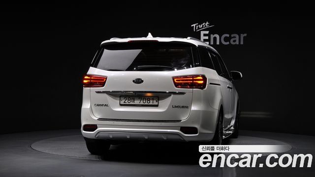 Kia Carnival 7-Seater Limousine President 2019 — фото 4
