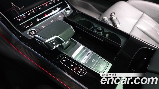 Audi A8 (D5) 55 TFSI Quattro Premium LWB 2023 — фото 9