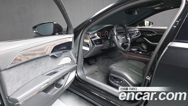 Audi A8 (D5) 55 TFSI Quattro Premium LWB 2023 — фото 10