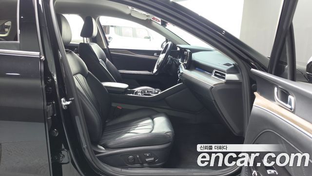 Kia K5 (III) 2.0 Signature 2023 — фото 11