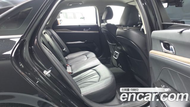 Kia K5 (III) 2.0 Signature 2023 — фото 12