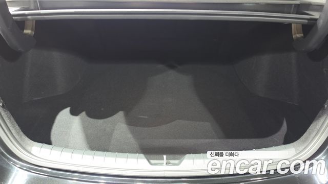 Kia K5 (III) 2.0 Signature 2023 — фото 20