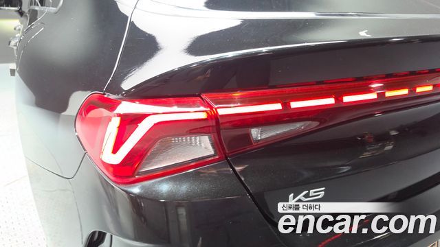 Kia K5 (III) 2.0 Signature 2023 — фото 23