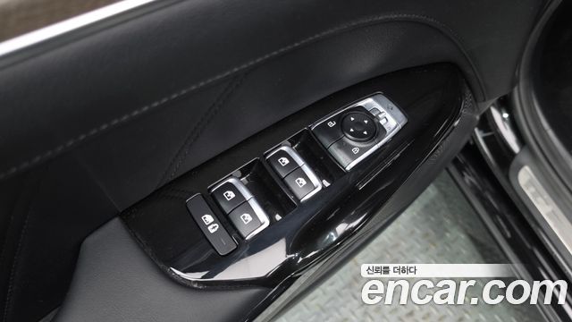 Kia K5 (III) 2.0 Signature 2023 — фото 27