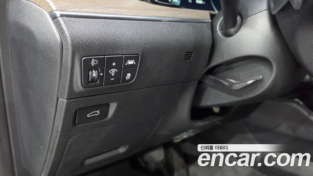 Kia K5 (III) 2.0 Signature 2023 — фото 32