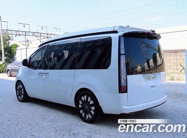 Hyundai Staria 4WD Camper Prestige Camper 11Seater 2023 — фото 3