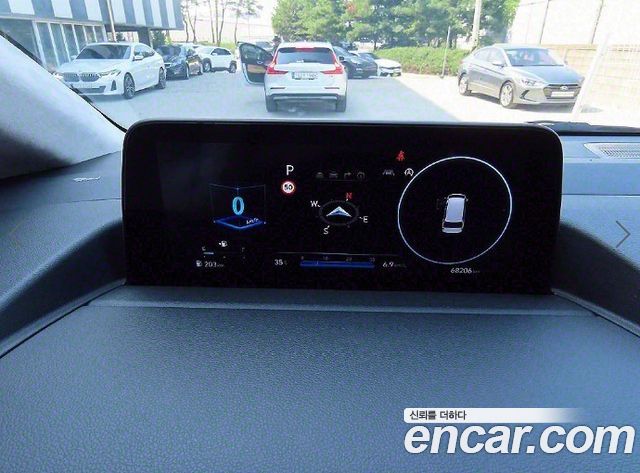 Hyundai Staria 4WD Camper Prestige Camper 11Seater 2023 — фото 10