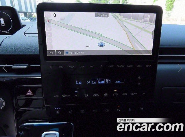 Hyundai Staria 4WD Camper Prestige Camper 11Seater 2023 — фото 18