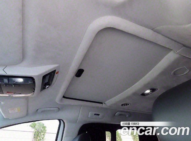 Hyundai Staria 4WD Camper Prestige Camper 11Seater 2023 — фото 21
