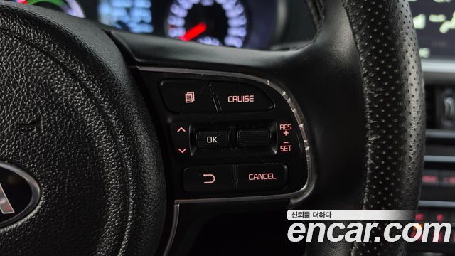 Kia K5 Hybrid (II) Noblesse 2016 — фото 16