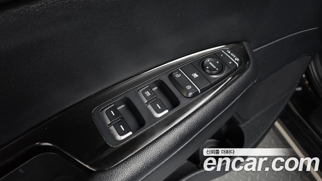 Kia K5 Hybrid (II) Noblesse 2016 — фото 18