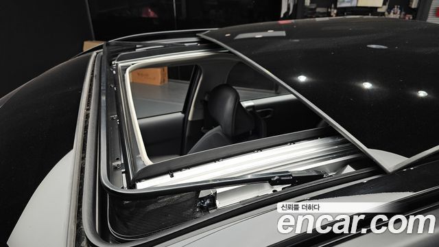 Kia EV3 Long Range 2WD Earth 2025 — фото 19