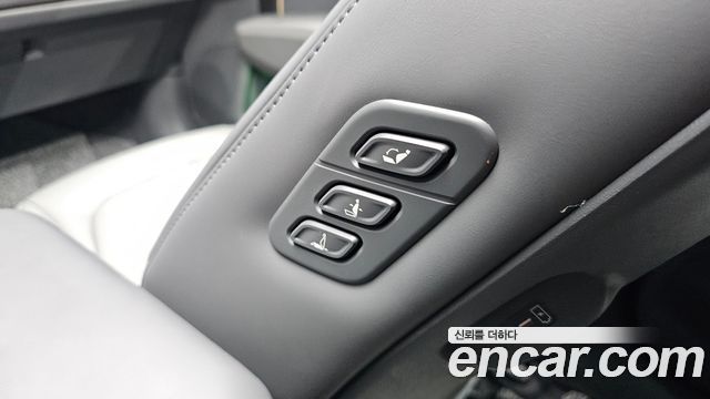 Kia EV3 Long Range 2WD Earth 2025 — фото 29