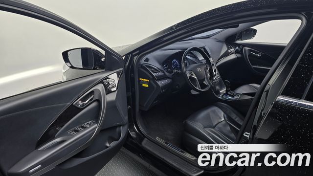Hyundai Grandeur (HG) HG240 Modern 2015 — фото 11