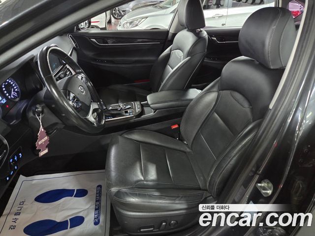 Hyundai Grandeur (IG) 2.4 Premium 2018 — фото 19